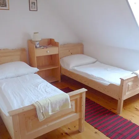 Aranyhaz Apartmanszallas Guest house Tihany