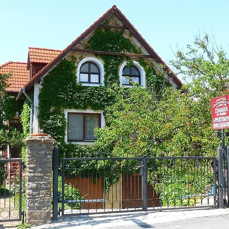 Aranyház Apartmanszállás * Tihany