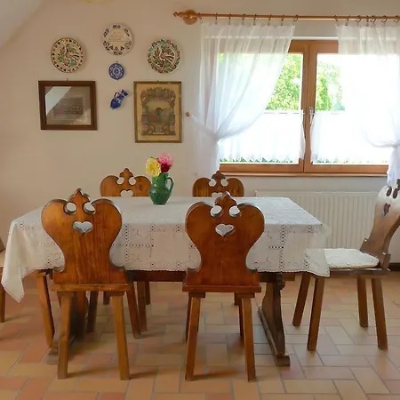 Aranyhaz Apartmanszallas Tihany